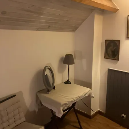 Les Paves De Fourcherolles